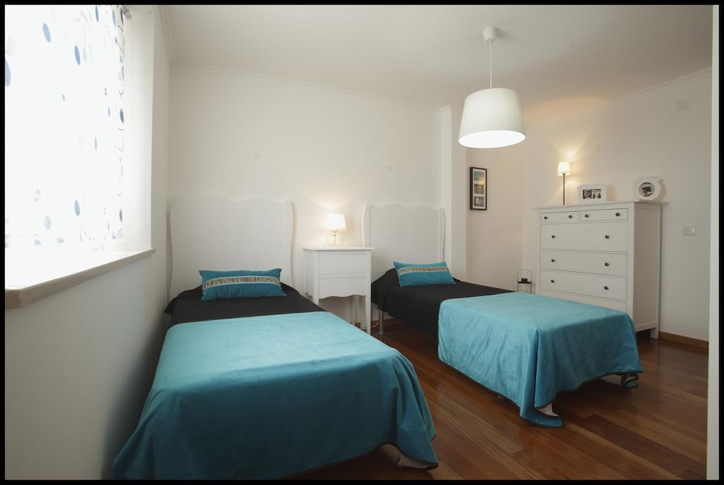 Casa Do Joaquim Da Praia Nazaré Chambre photo